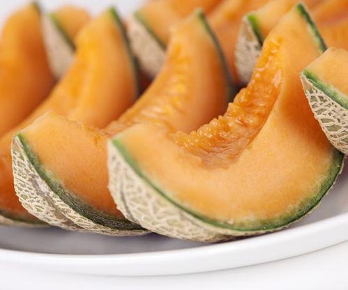 网红吃哈密瓜图片高清,高清图片展现瓜果诱惑