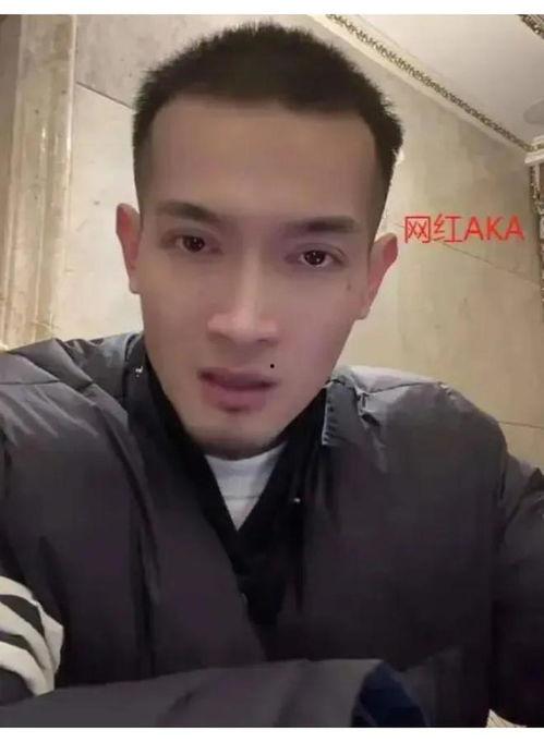 吃瓜网红图片头像男,揭秘吃瓜网红男生头像背后的故事
