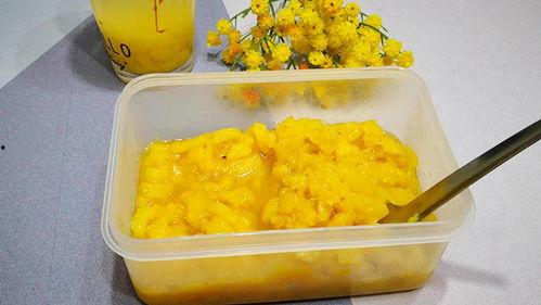 菠萝酱网红吃瓜,吃瓜群众的甜蜜诱惑