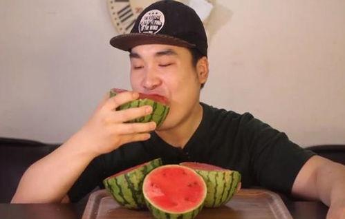 带你吃瓜网红